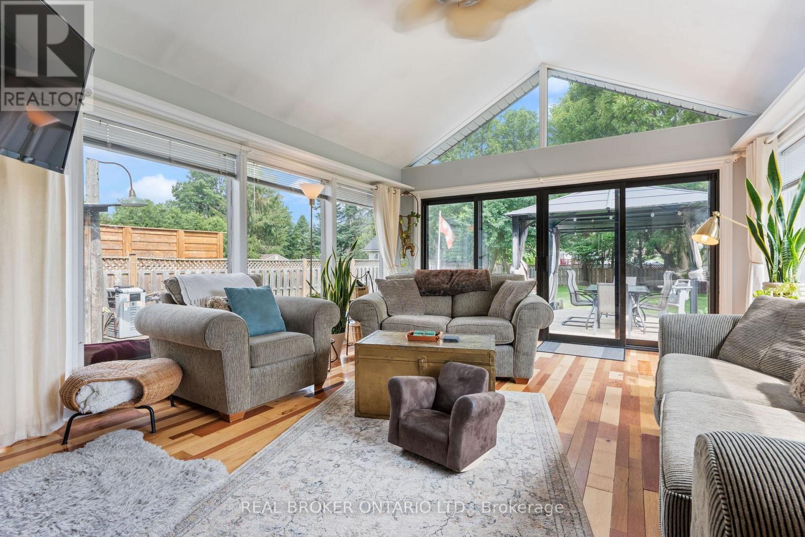 1015 Queen Street, Norfolk, Ontario  N0J 1E0 - Photo 14 - X13512018