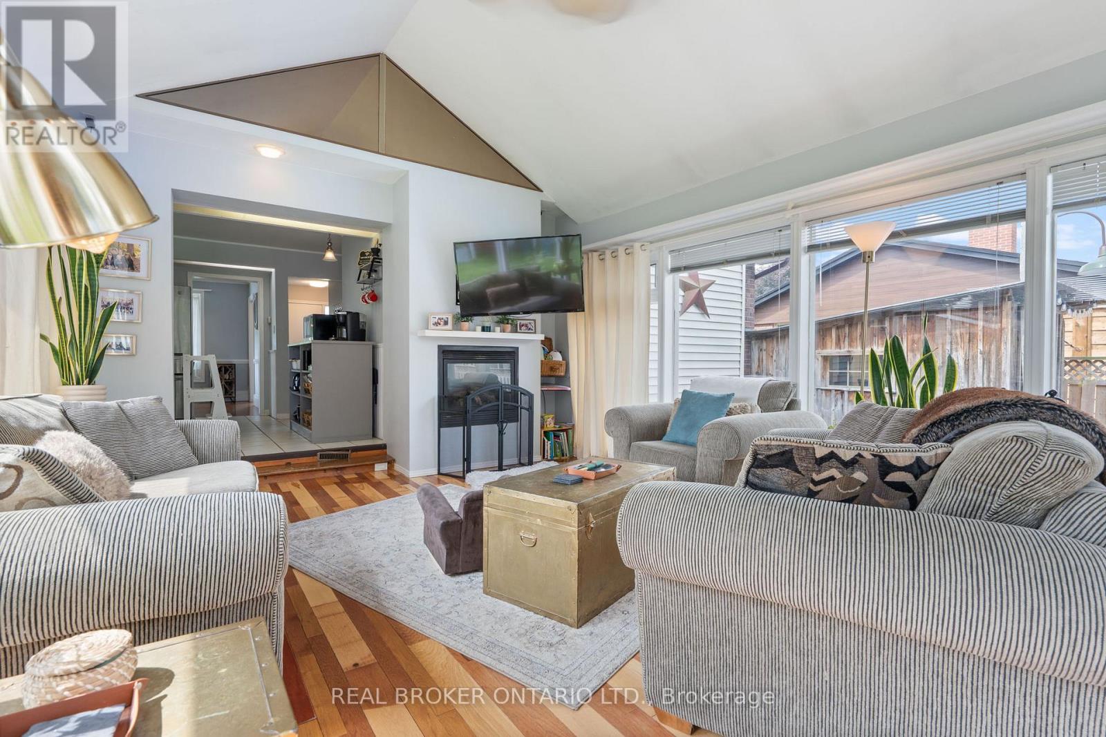 1015 Queen Street, Norfolk, Ontario  N0J 1E0 - Photo 15 - X13512018