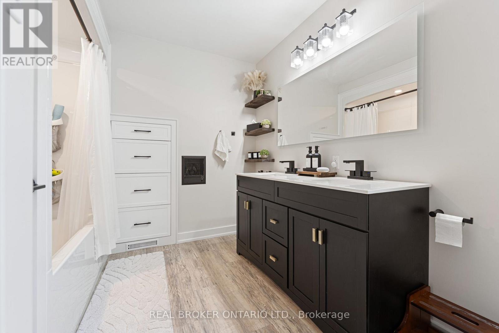 1015 Queen Street, Norfolk, Ontario  N0J 1E0 - Photo 19 - X13512018