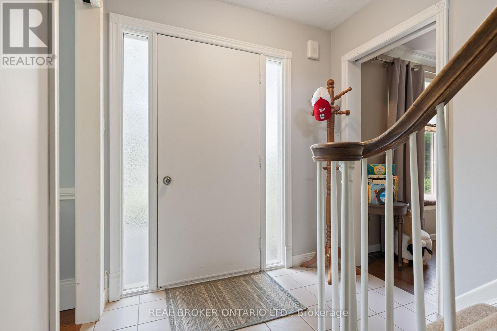 1015 Queen Street, Norfolk, Ontario  N0J 1E0 - Photo 3 - X13512018
