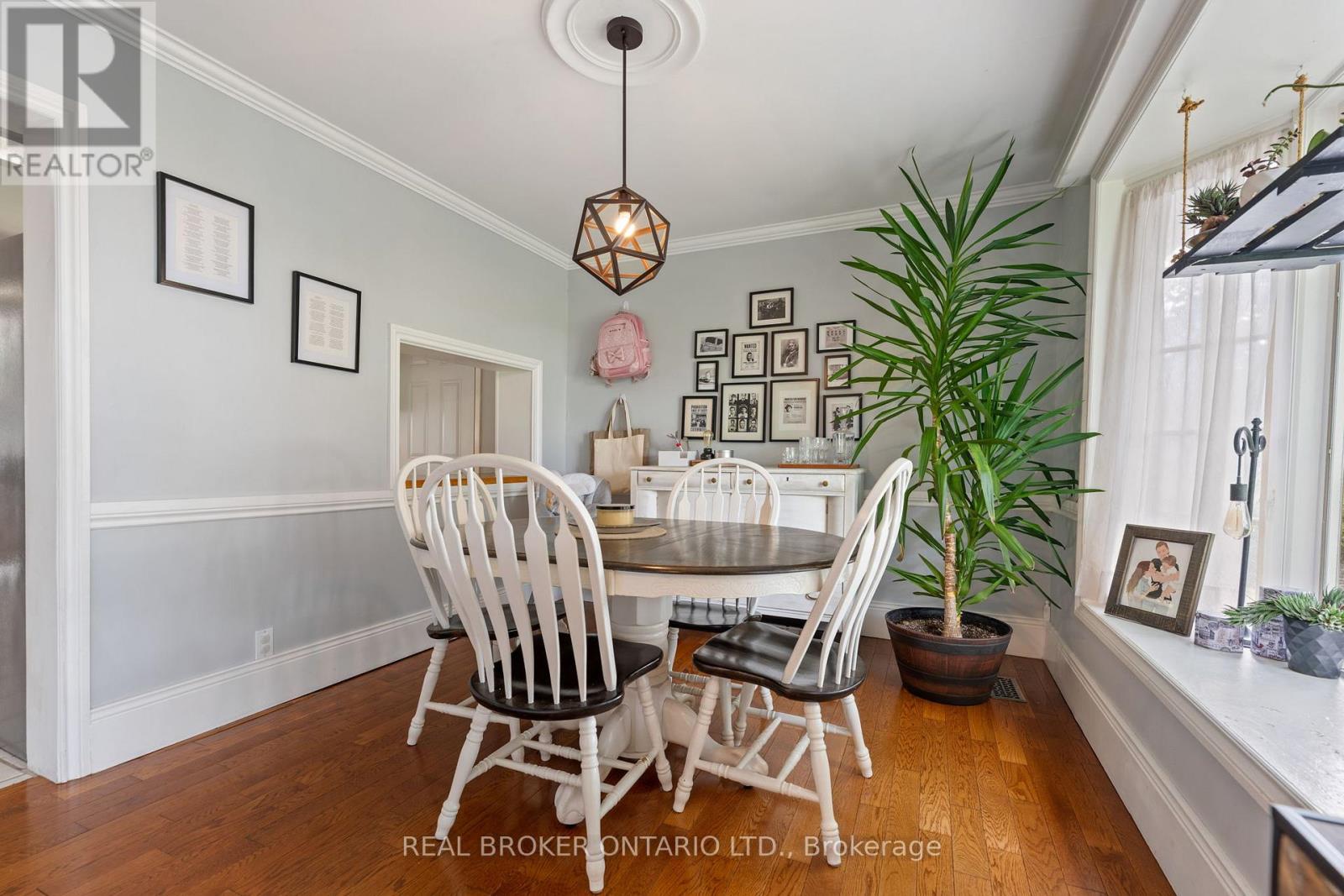 1015 Queen Street, Norfolk, Ontario  N0J 1E0 - Photo 5 - X13512018