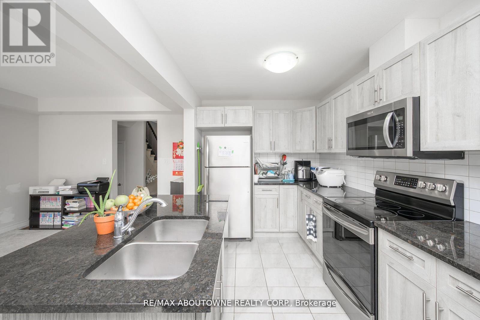 93 Heron Street, Welland, Ontario  L3C 0G8 - Photo 8 - X13512110