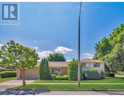 1 MOSSWOOD LANE, Toronto, Ontario