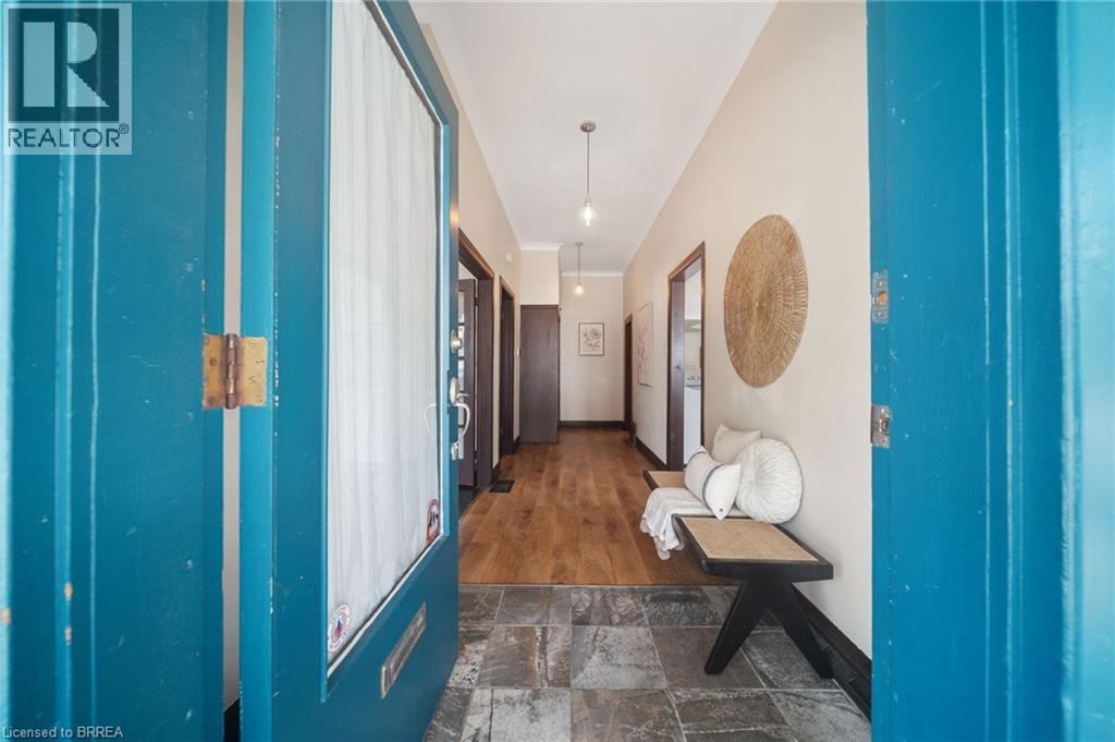76 William Street, Brantford, Ontario  N3T 3K8 - Photo 4 - 40834348