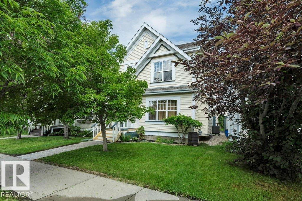 7948 13 AV SW, Edmonton