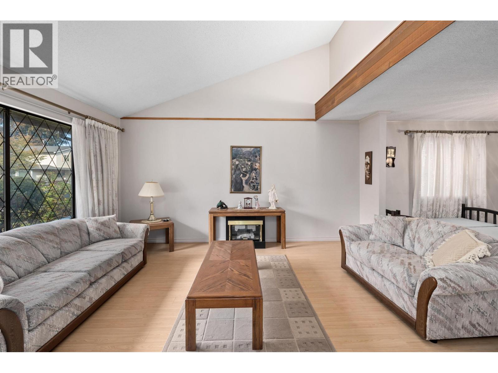 43xx Bonavista Drive, Richmond, British Columbia  V7E 5E5 - Photo 4 - R3141808