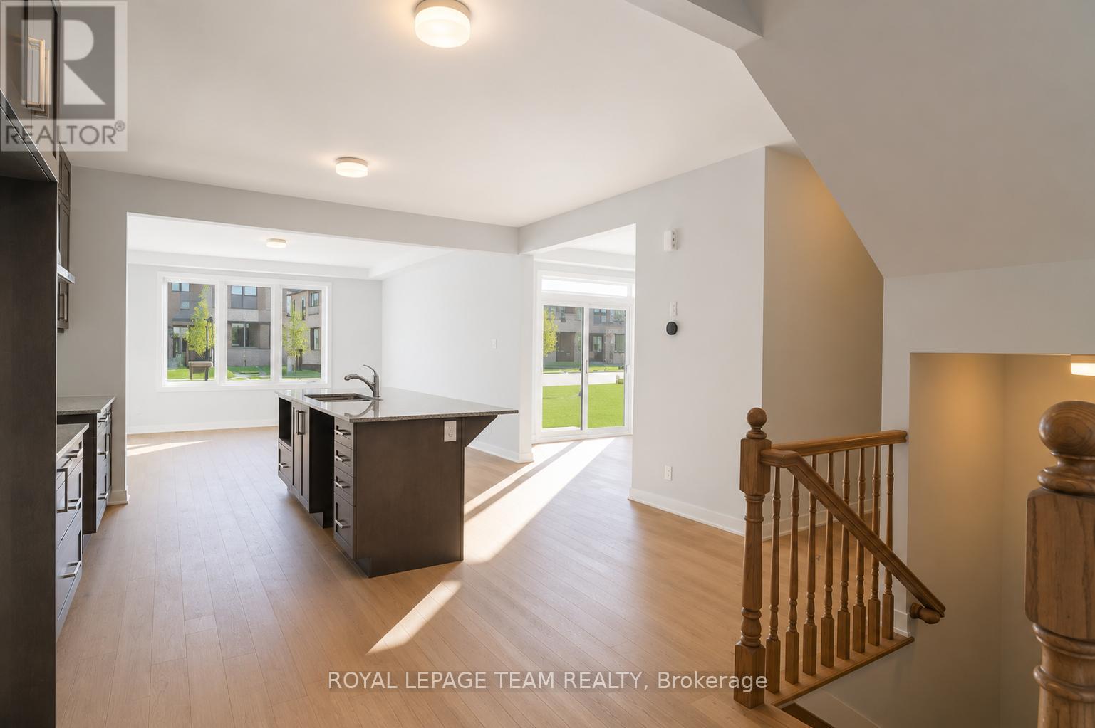 803 Crossgate Street, Ottawa, Ontario  K2J 7E3 - Photo 4 - X13512208