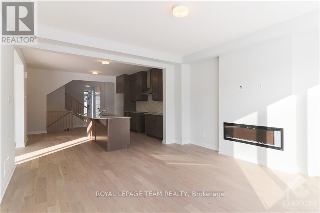 803 Crossgate Street, Ottawa, Ontario  K2J 7E3 - Photo 6 - X13512208