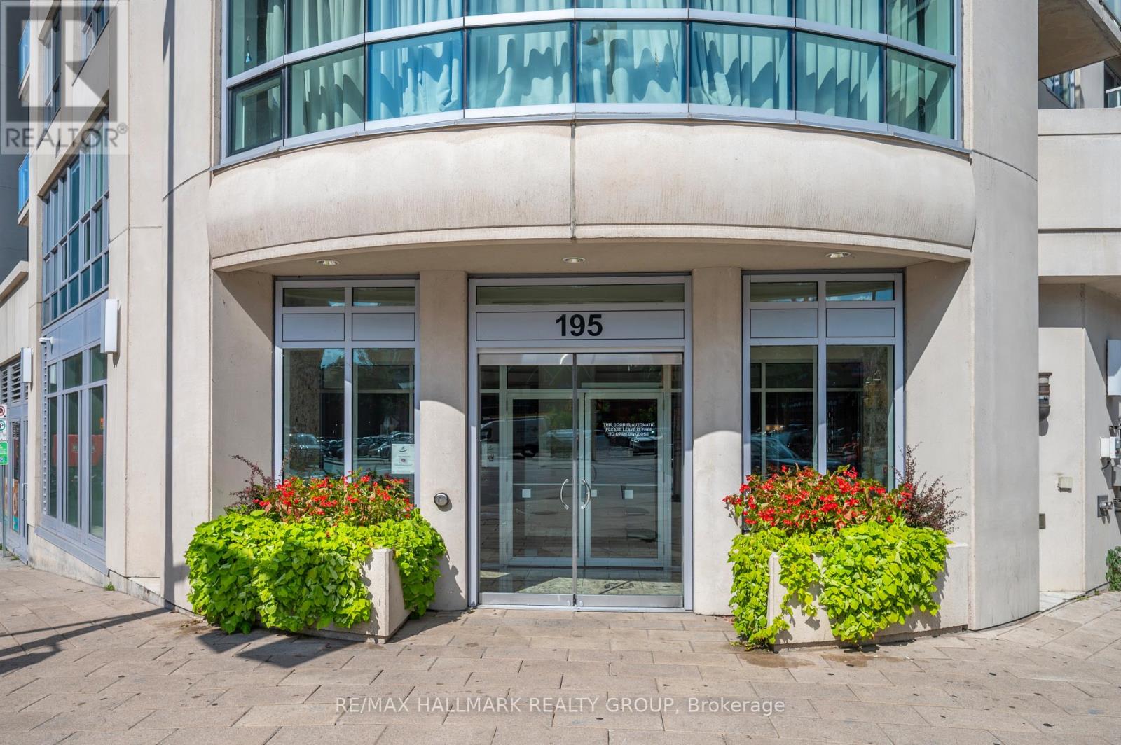 2602 - 195 Besserer Street, Ottawa, Ontario  K1N 0B6 - Photo 2 - X13512292