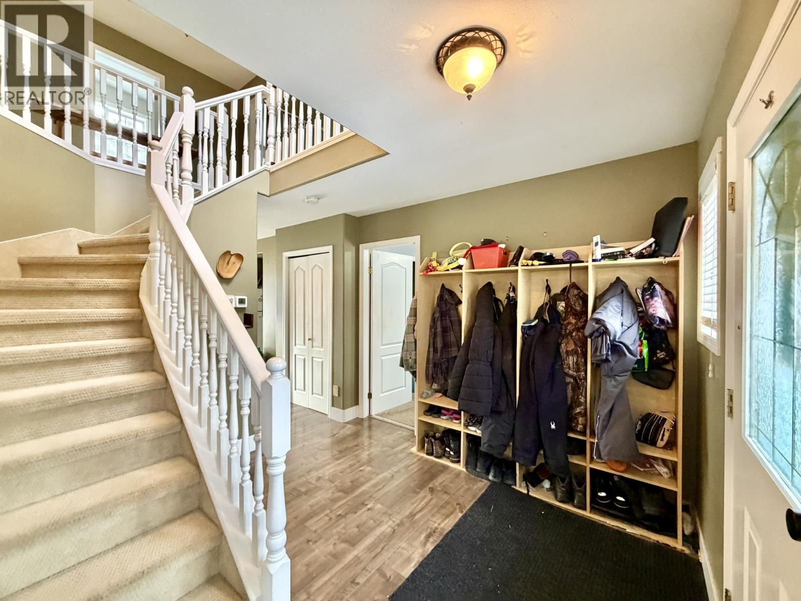4745 Anzeeon Road, 108 Mile Ranch, British Columbia  V0K 2Z0 - Photo 9 - R3141817
