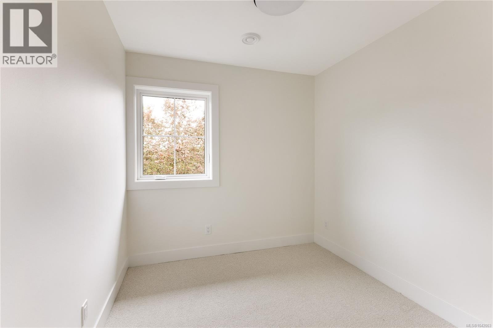 3 913 Dale St, Saanich, British Columbia  V8X 2V9 - Photo 21 - 1042003