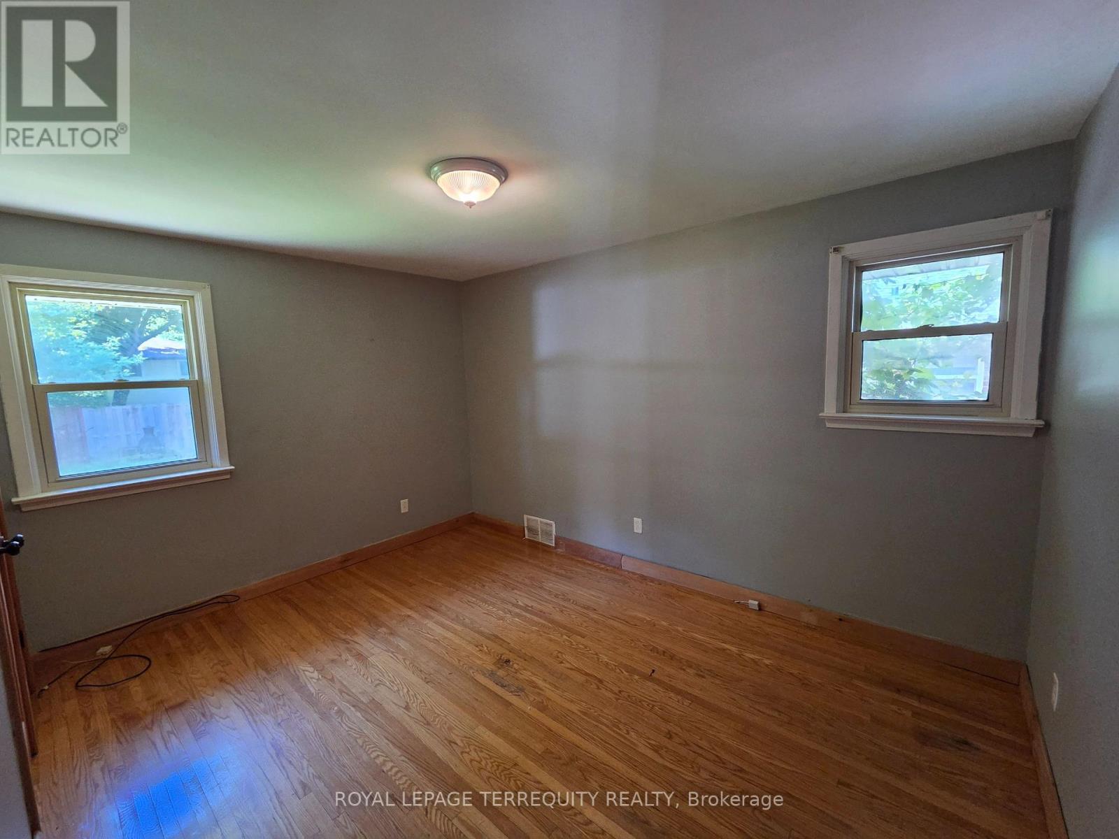 Main - 319 Hillcroft Street, Oshawa, Ontario  L1G 2M1 - Photo 7 - E13454852