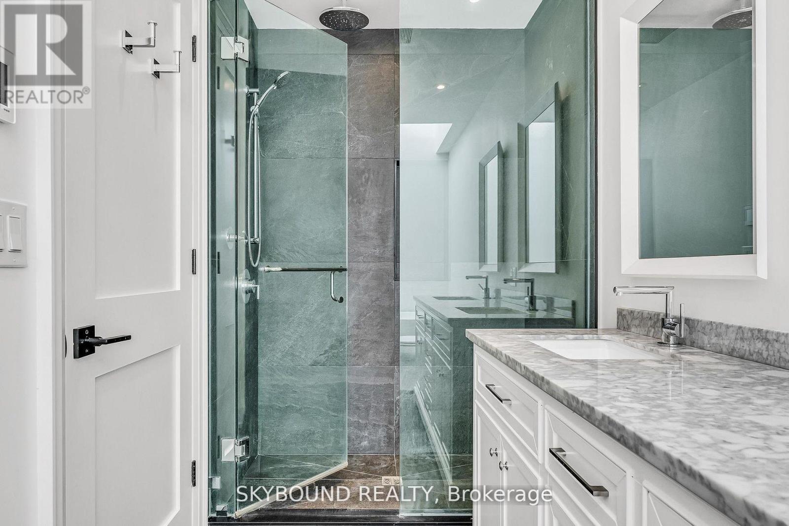B - 323 Mortimer Avenue, Toronto, Ontario  M4J 2C9 - Photo 22 - E13506036