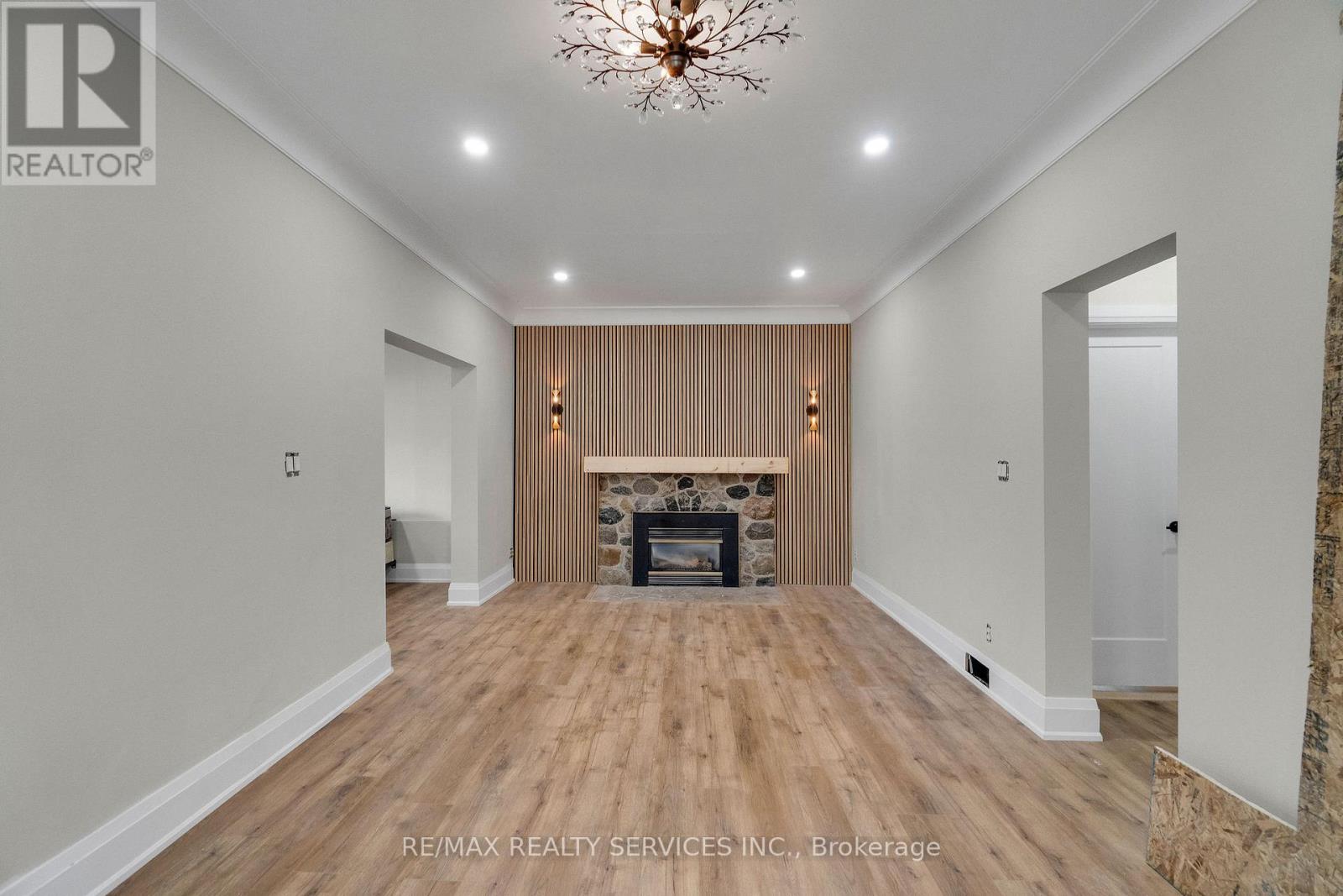 2 - 939 Beach Boulevard, Hamilton, Ontario  L8H 6Z7 - Photo 12 - X13491870