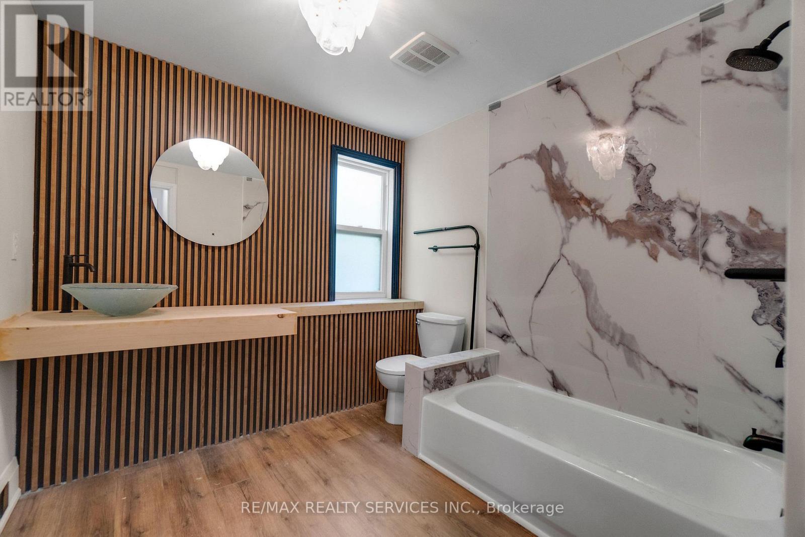 2 - 939 Beach Boulevard, Hamilton, Ontario  L8H 6Z7 - Photo 19 - X13491870