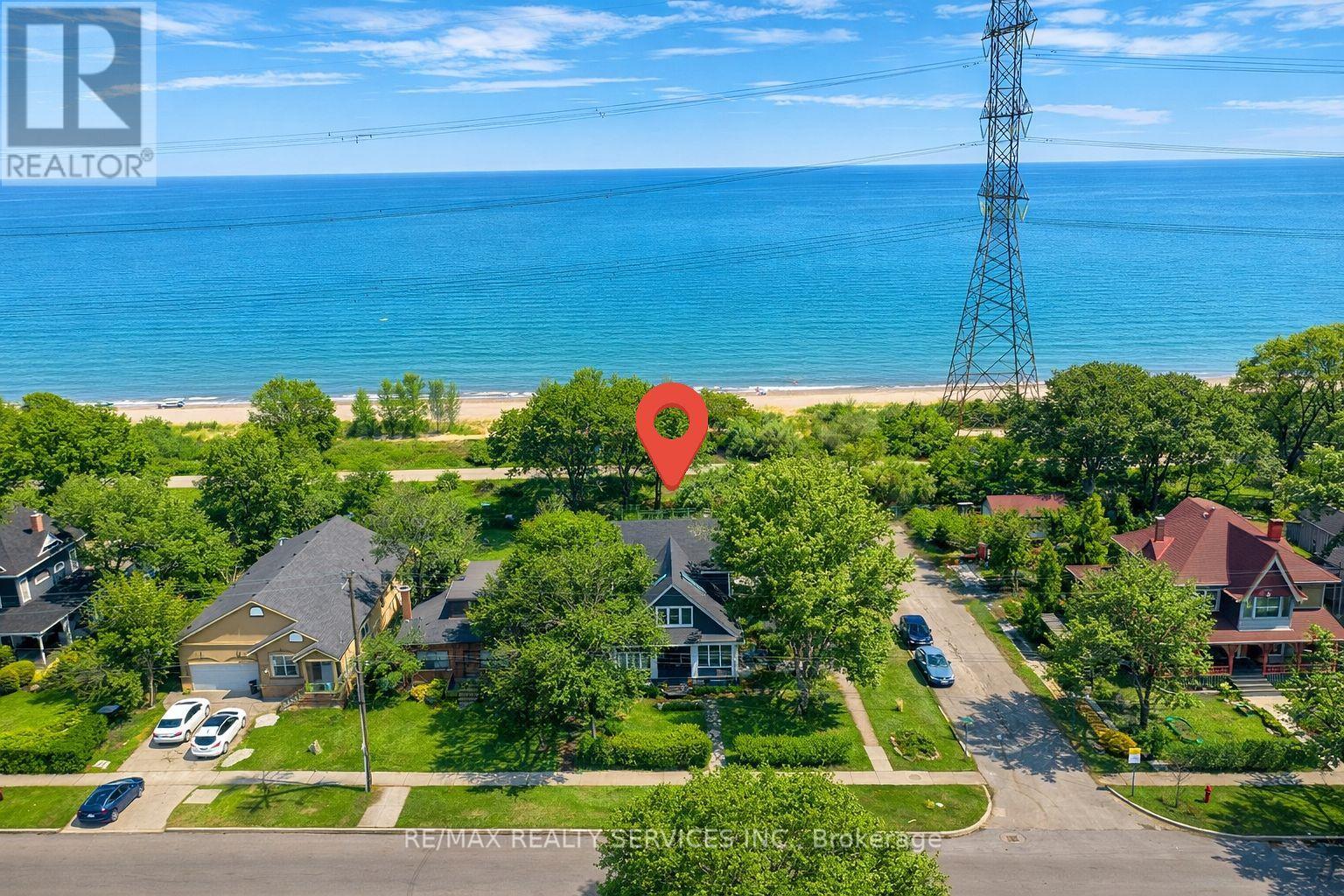 2 - 939 BEACH BOULEVARD, Hamilton, Ontario