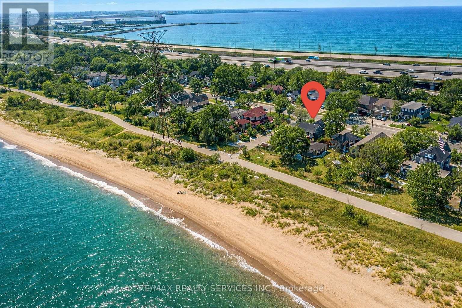 2 - 939 Beach Boulevard, Hamilton, Ontario  L8H 6Z7 - Photo 2 - X13491870