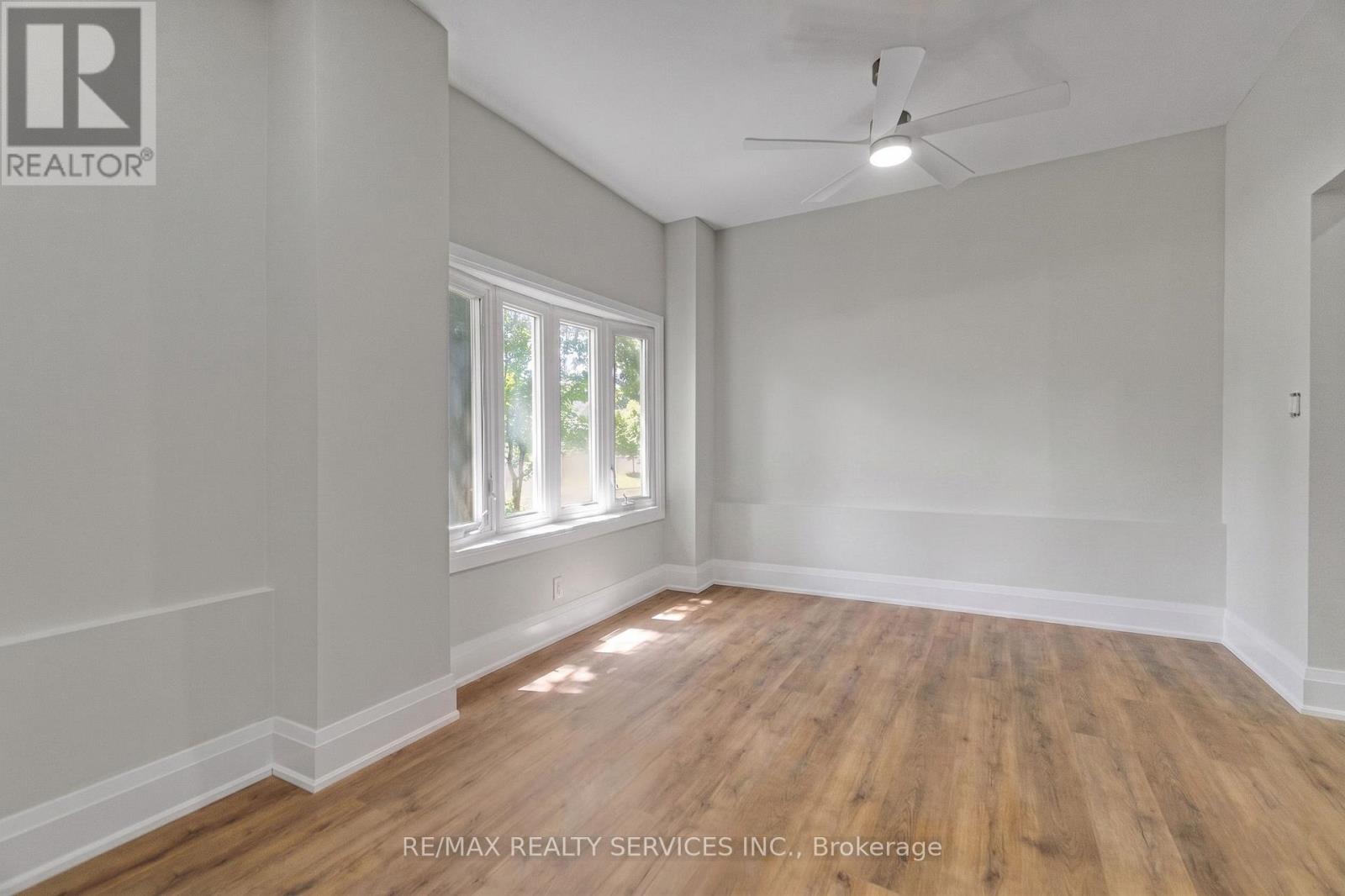 2 - 939 Beach Boulevard, Hamilton, Ontario  L8H 6Z7 - Photo 17 - X13491870