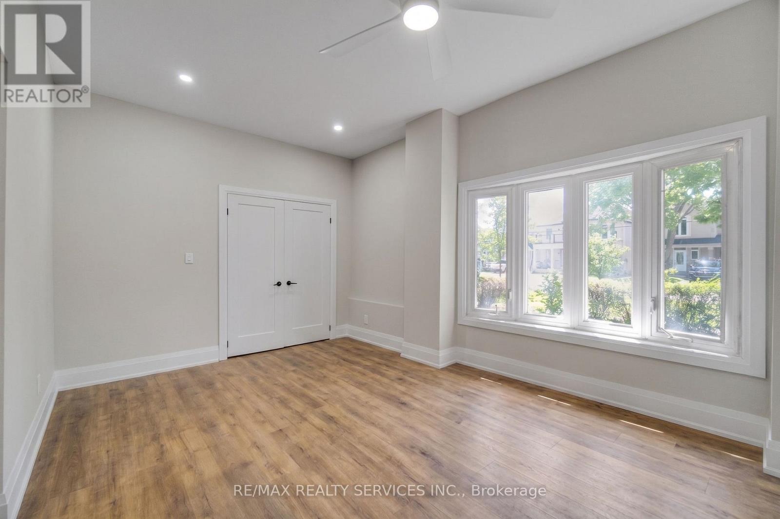 2 - 939 Beach Boulevard, Hamilton, Ontario  L8H 6Z7 - Photo 18 - X13491870