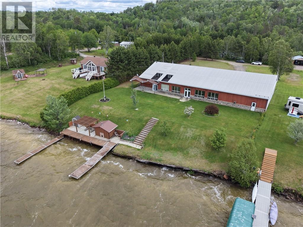 42 Elk's Club Road — photo 1