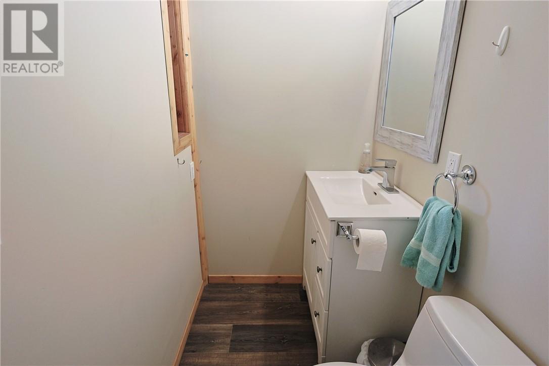 42 Elk's Club Road, Onaping, Ontario  P0M 2R0 - Photo 19 - 2128365