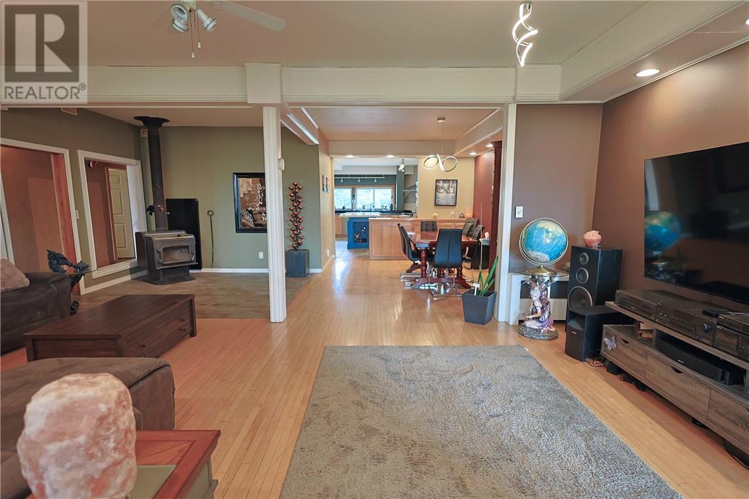 42 Elk's Club Road, Onaping, Ontario  P0M 2R0 - Photo 34 - 2128365
