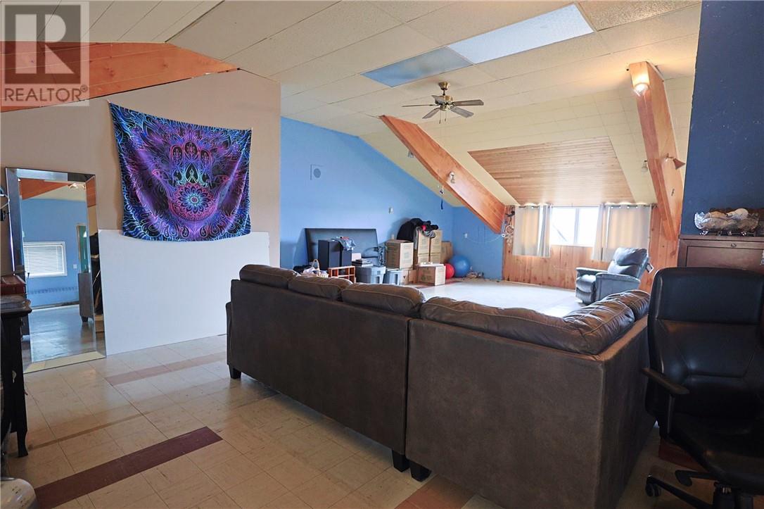42 Elk's Club Road, Onaping, Ontario  P0M 2R0 - Photo 45 - 2128365