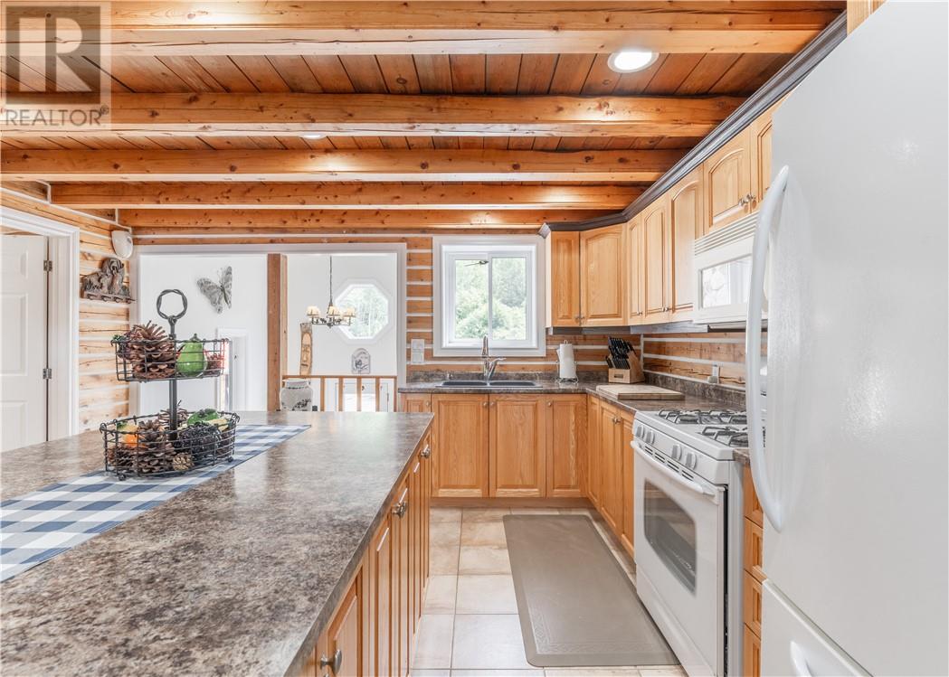 121 Ironside Road E, Greater Sudbury, Ontario  P3E 4N1 - Photo 8 - 2128930