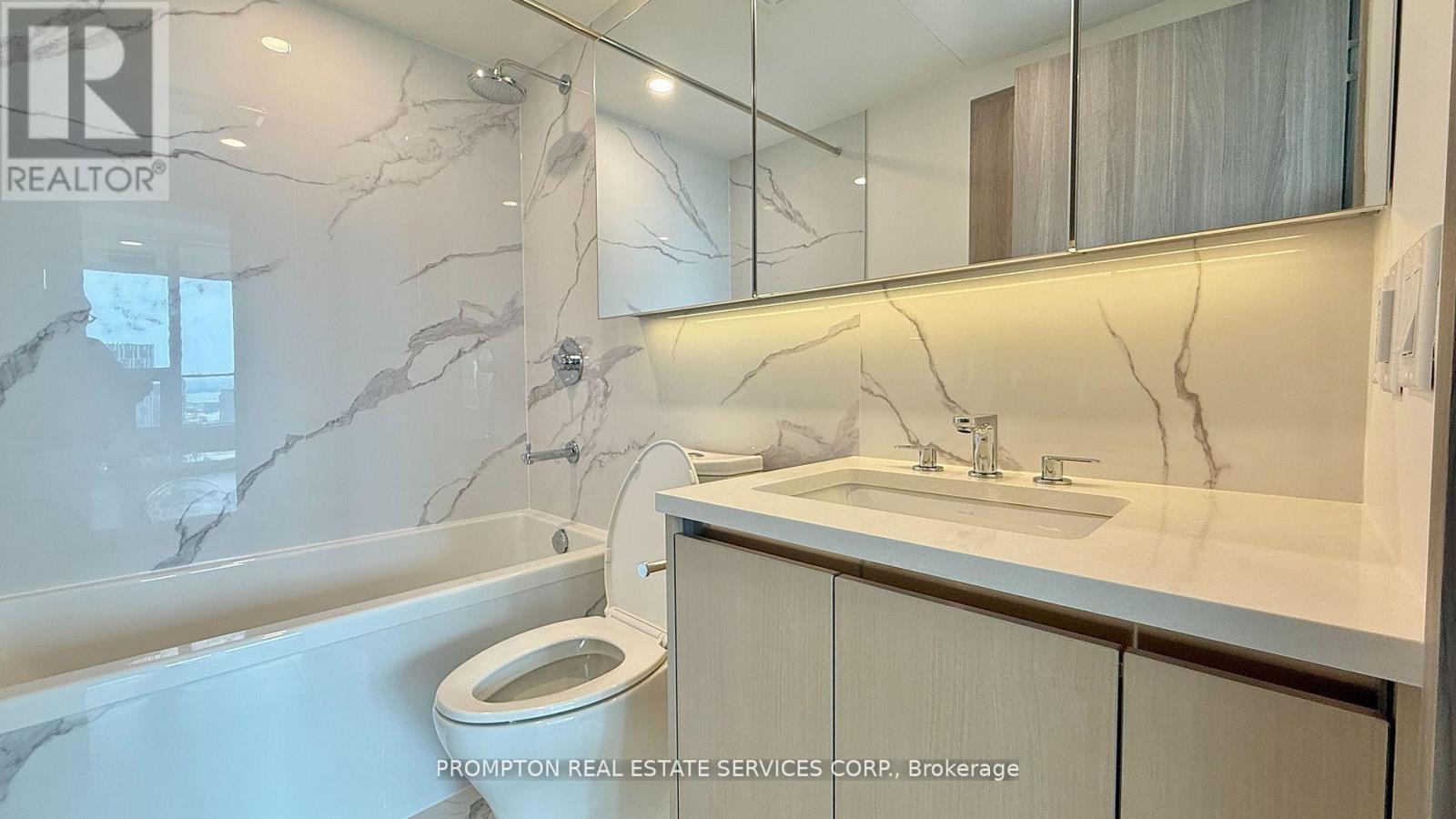 3601 - 3 Concord Cityplace Way, Toronto, Ontario  M5V 0X4 - Photo 13 - C13512274
