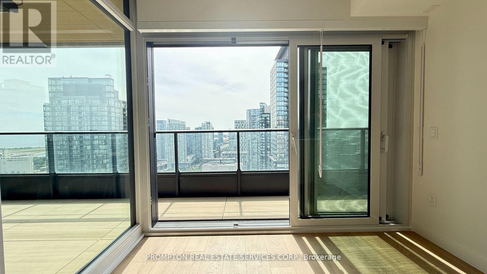 3601 - 3 Concord Cityplace Way, Toronto, Ontario  M5V 0X4 - Photo 16 - C13512274