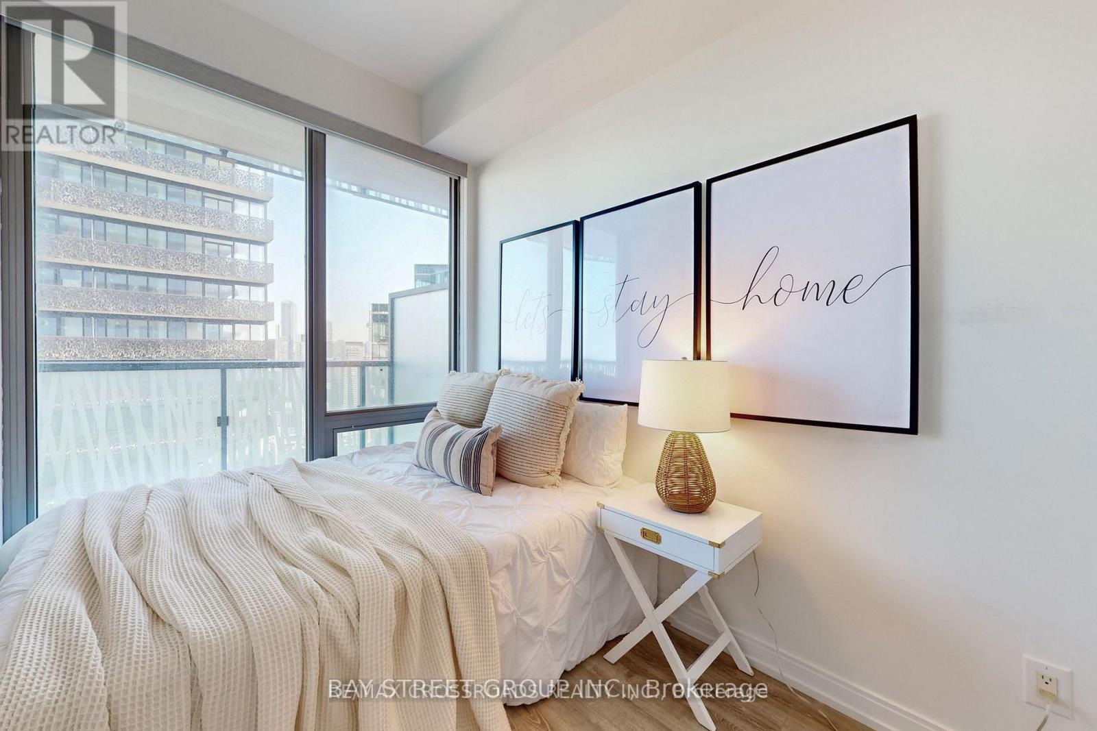 4504 - 50 Charles Street E, Toronto, Ontario  M4Y 0C3 - Photo 8 - C13512350