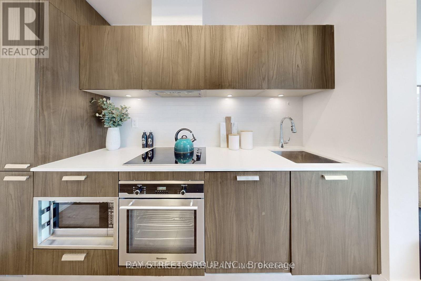 4504 - 50 Charles Street E, Toronto, Ontario  M4Y 0C3 - Photo 9 - C13512350