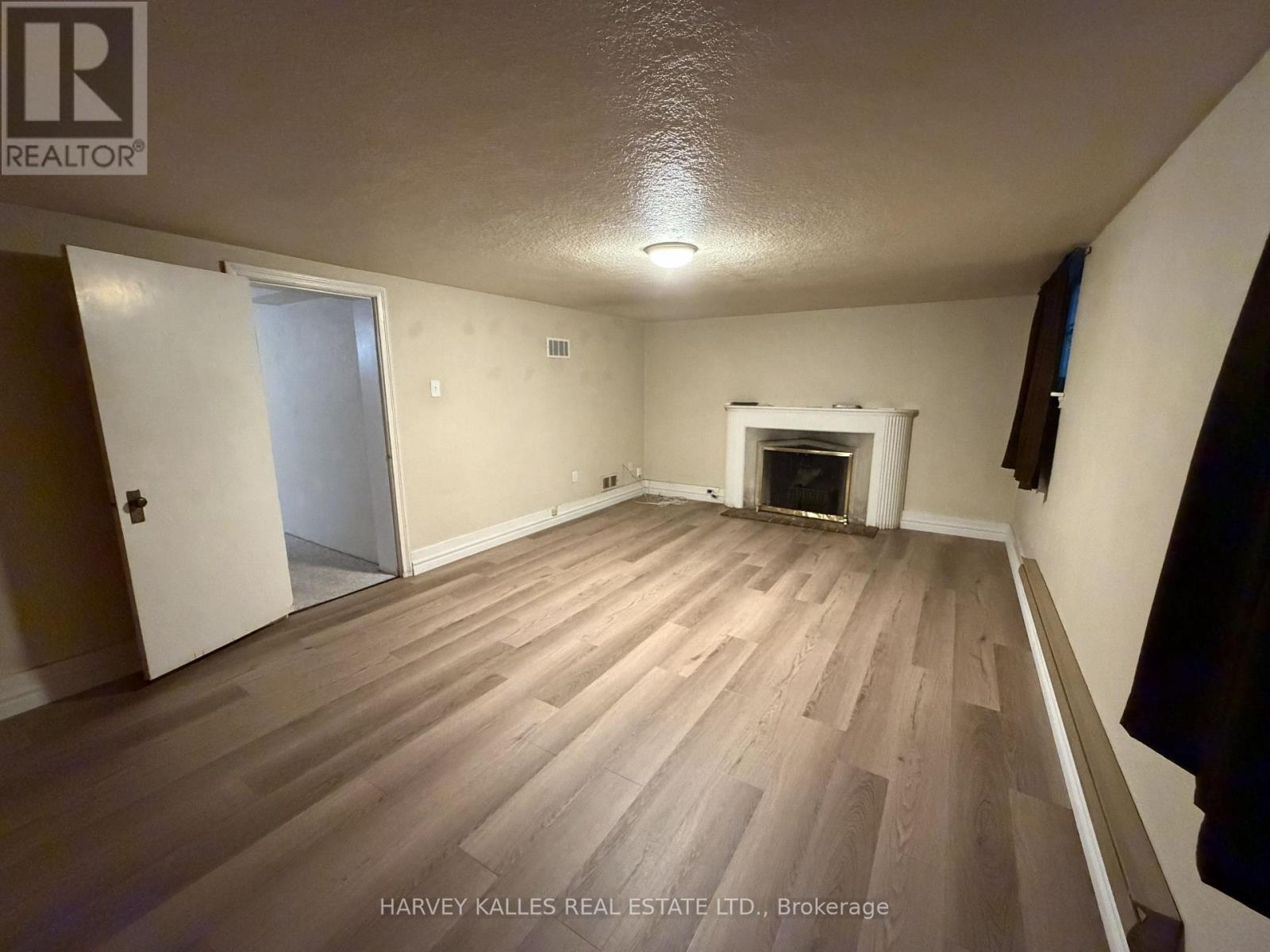 240 Joicey Boulevard, Toronto, Ontario  M5M 2V7 - Photo 10 - C13512354