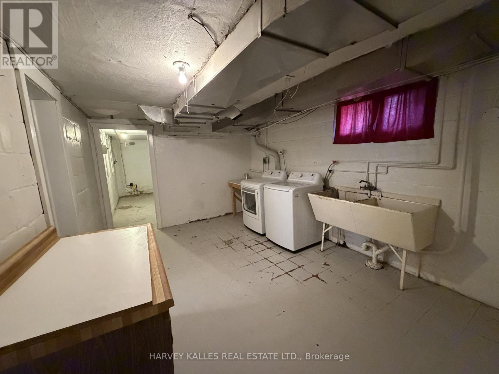 240 Joicey Boulevard, Toronto, Ontario  M5M 2V7 - Photo 13 - C13512354