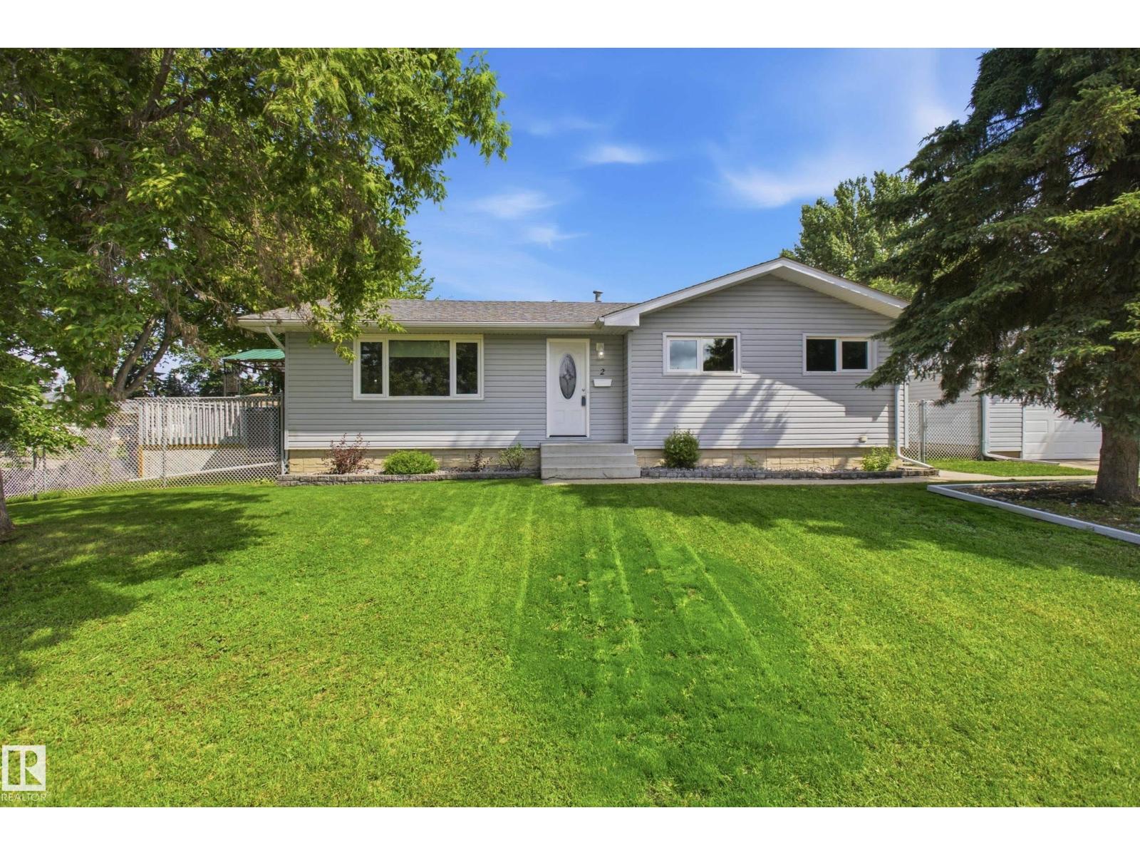 2 MORELAND RD, Sherwood Park, Alberta