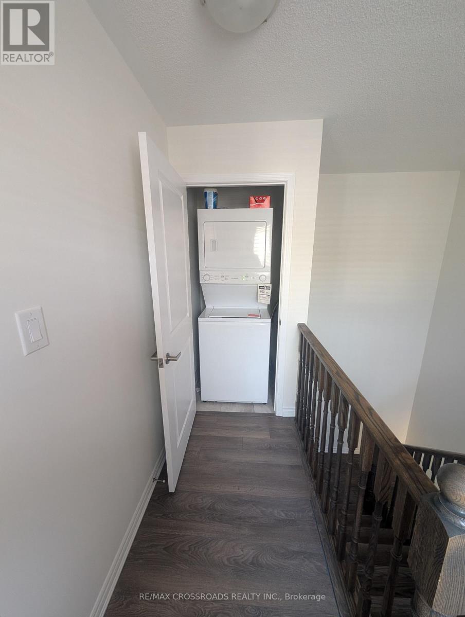 207 - 1148 Dragonfly Avenue, Pickering, Ontario  L1X 0H5 - Photo 4 - E13512176