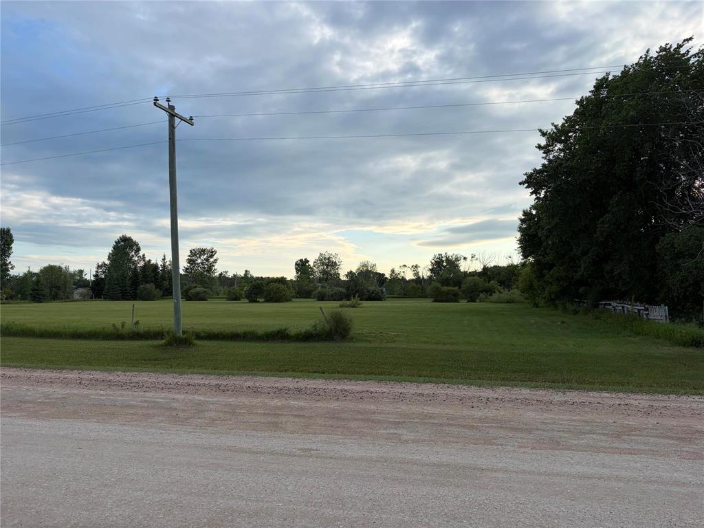 34122 37e Road, Steinbach, Manitoba  R5G 1L4 - Photo 2 - 202615450