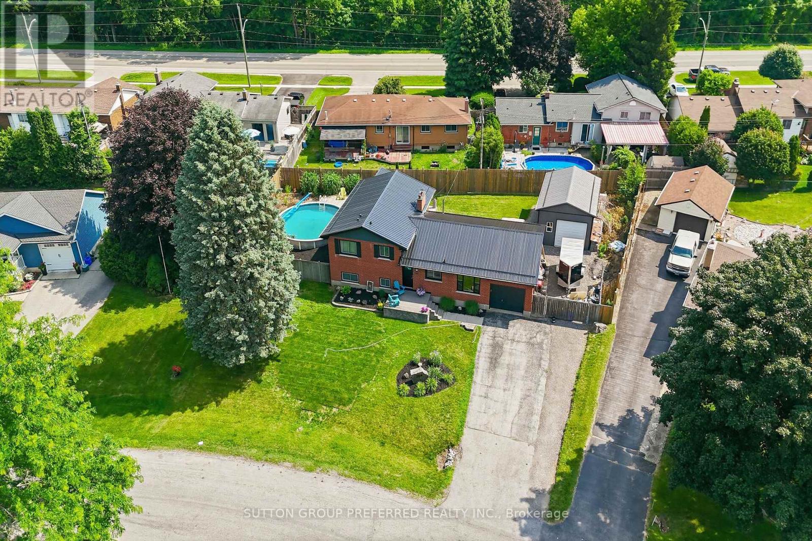 264 Chittick Crescent, Thames Centre, Ontario  N0L 1G3 - Photo 2 - X13512394
