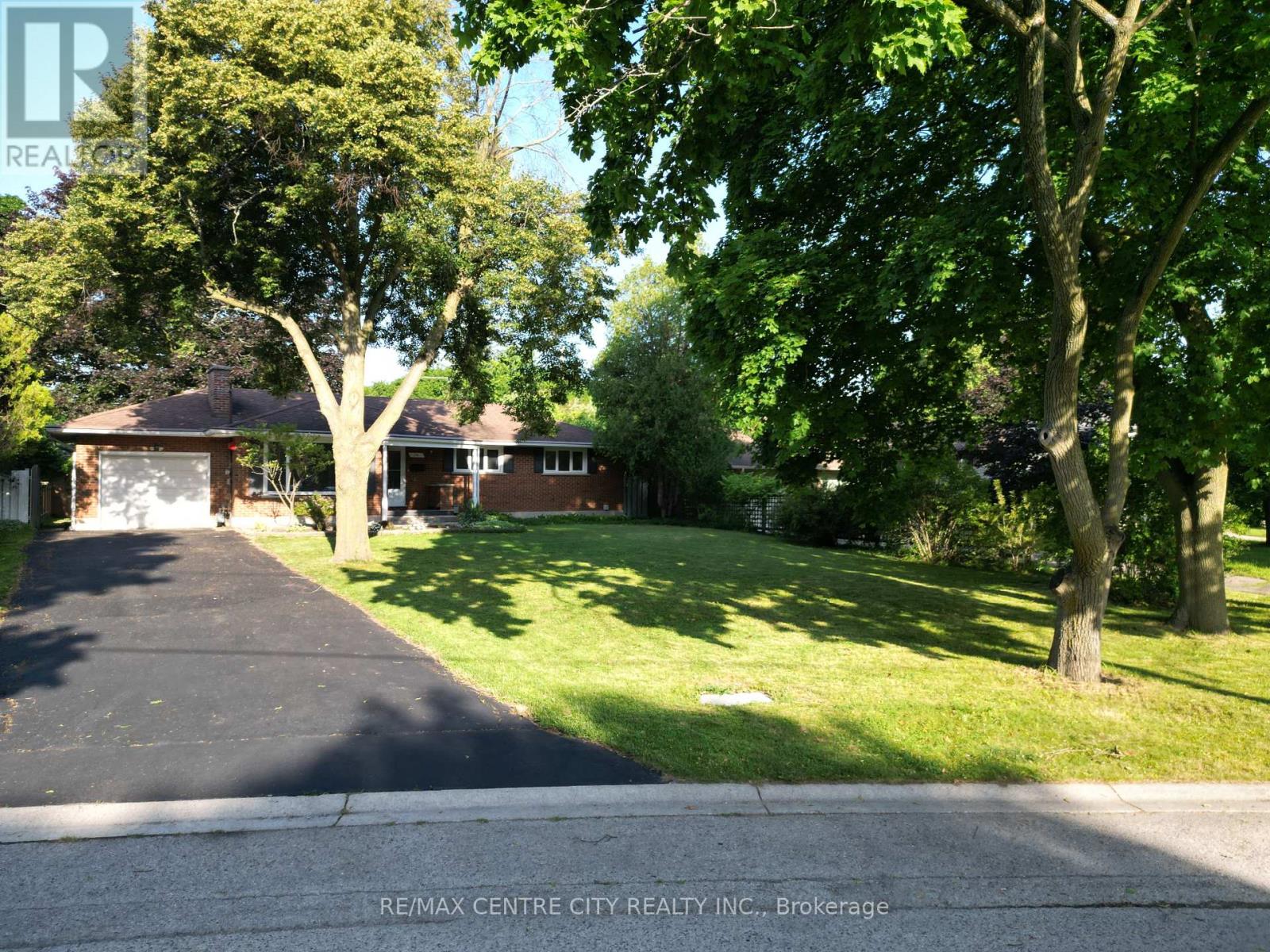 74 Brentwood Crescent, London North, Ontario  N6G 1X2 - Photo 1 - X13512526