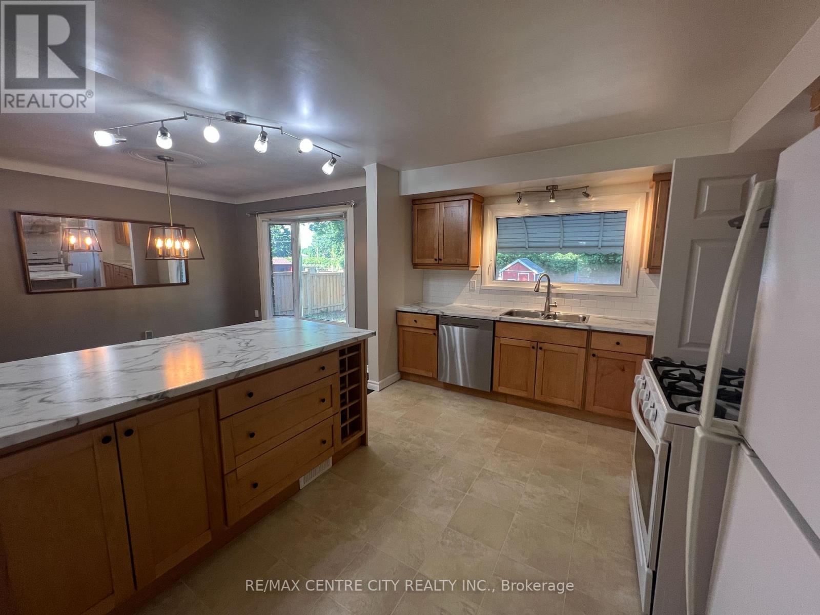 74 Brentwood Crescent, London North, Ontario  N6G 1X2 - Photo 13 - X13512526