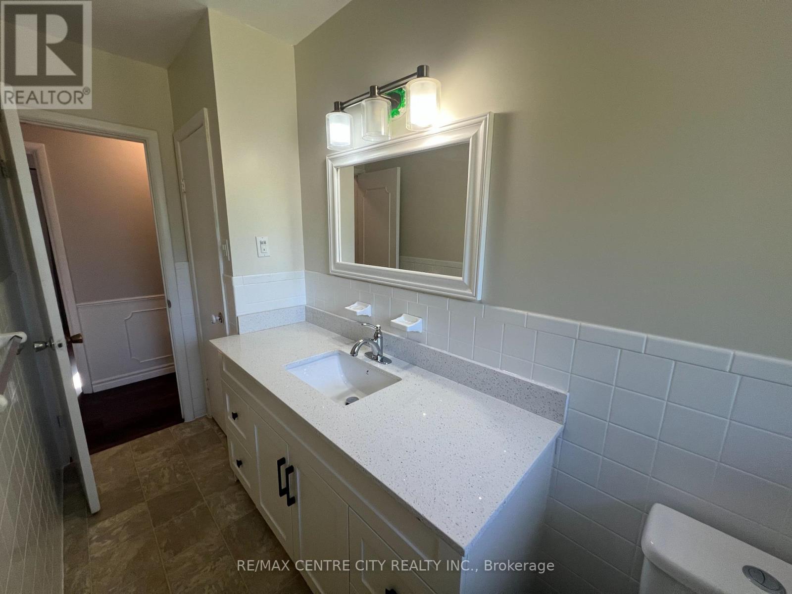 74 Brentwood Crescent, London North, Ontario  N6G 1X2 - Photo 20 - X13512526
