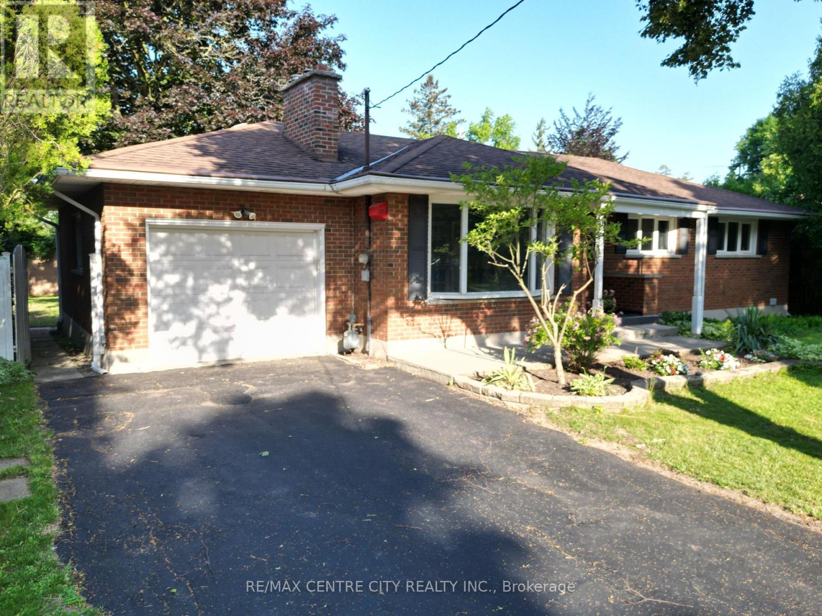 74 Brentwood Crescent, London North, Ontario  N6G 1X2 - Photo 4 - X13512526