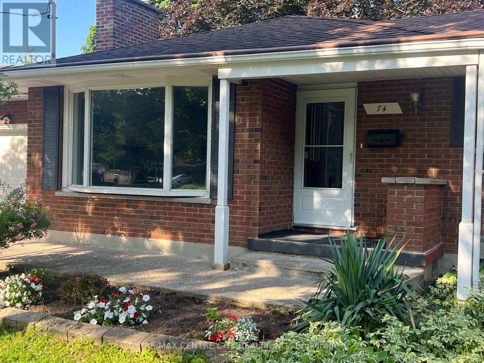74 Brentwood Crescent, London North, Ontario  N6G 1X2 - Photo 5 - X13512526