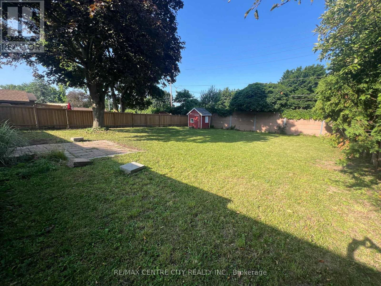 74 Brentwood Crescent, London North, Ontario  N6G 1X2 - Photo 6 - X13512526