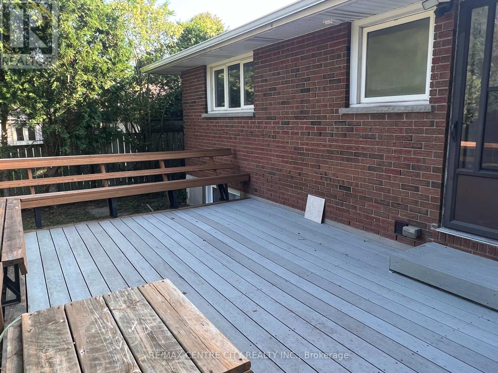 74 Brentwood Crescent, London North, Ontario  N6G 1X2 - Photo 7 - X13512526