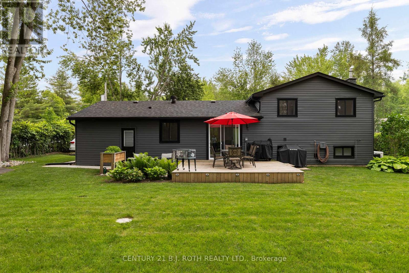 3542 Shadow Creek Road, Severn (West Shore), Ontario  L3V 0V8 - Photo 21 - S13512226