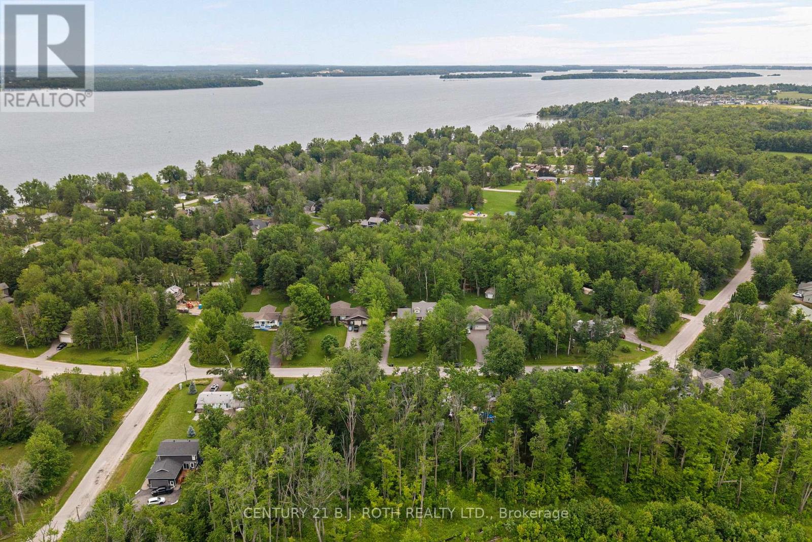 3542 Shadow Creek Road, Severn (West Shore), Ontario  L3V 0V8 - Photo 33 - S13512226