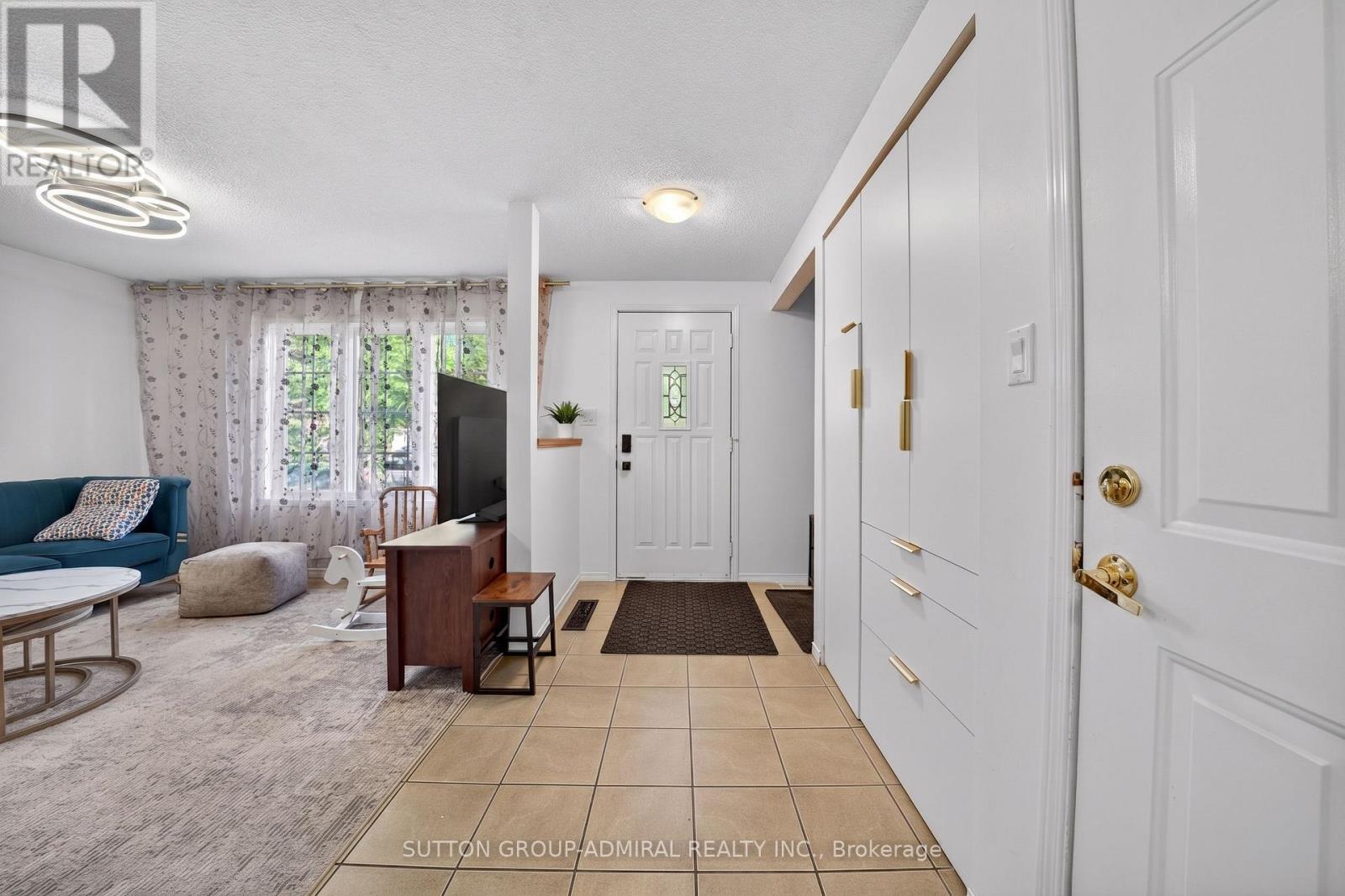 41 Whitehorn Crescent, Barrie, Ontario  L4N 8E4 - Photo 5 - S13512322