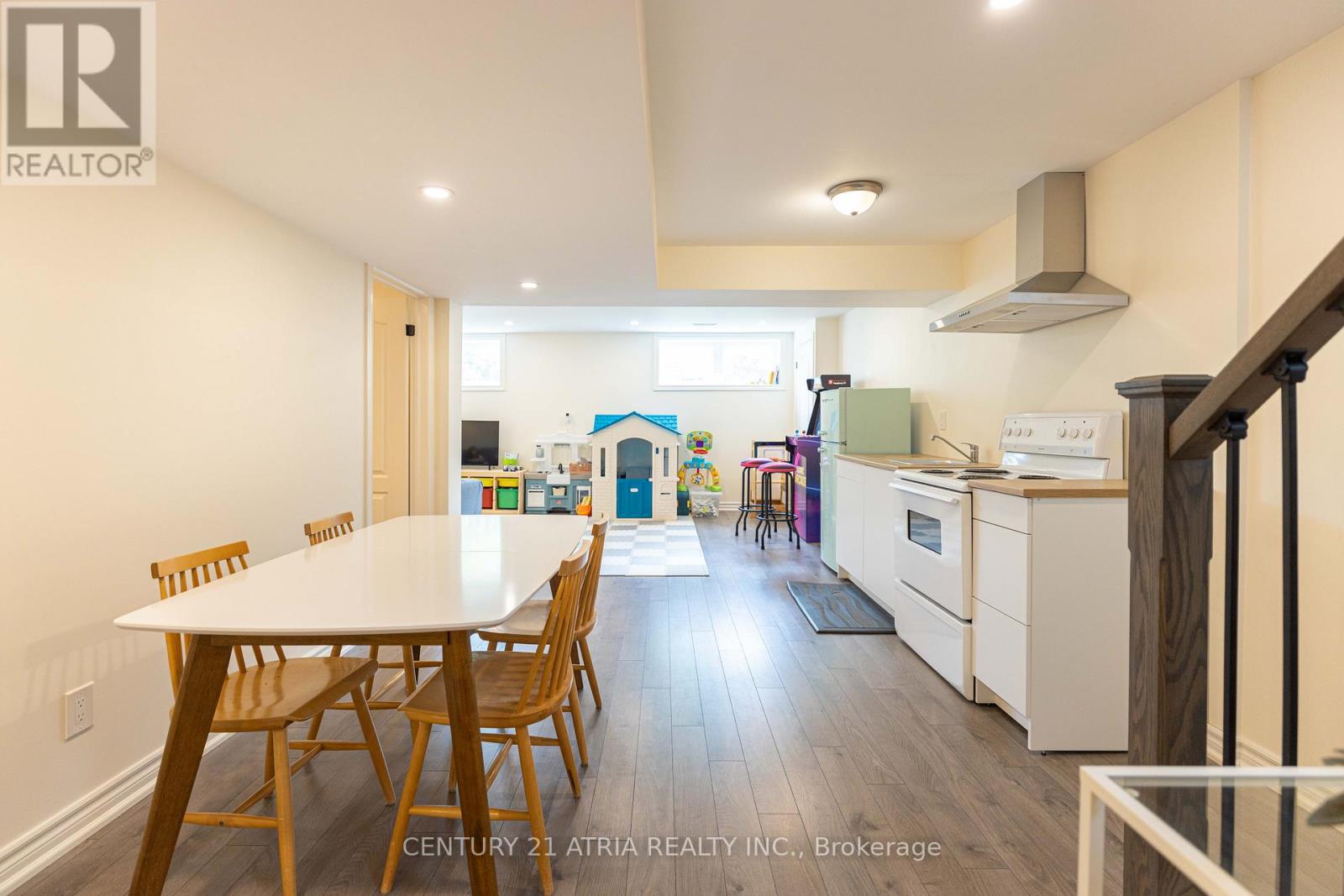 87 Winstanly Crescent, Toronto, Ontario  M1B 1N3 - Photo 17 - E13486378