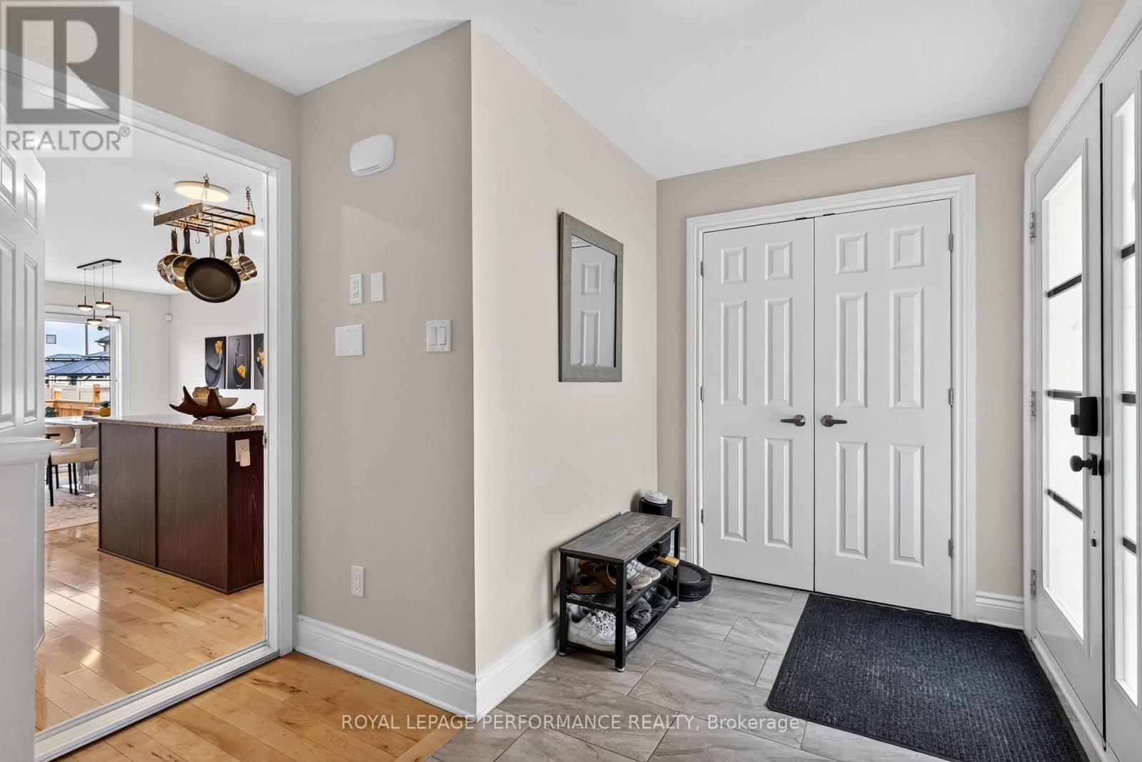 88 Gilberte Street, Clarence-Rockland, Ontario  K4K 0M4 - Photo 4 - X13512450